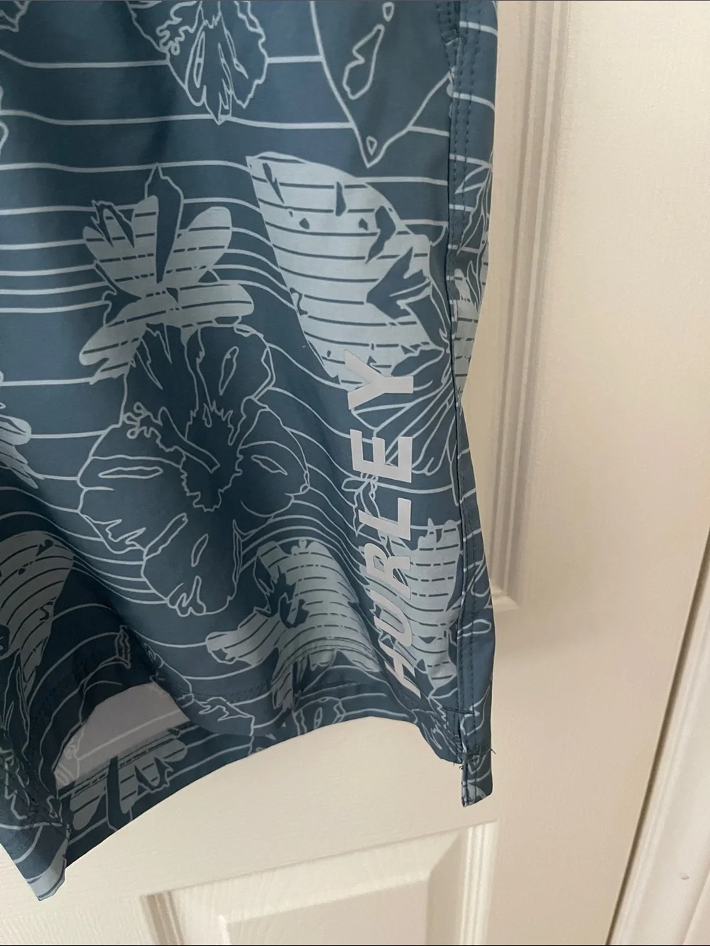 Hurley Blue Floral-Striped Men’s Swim Board Shorts